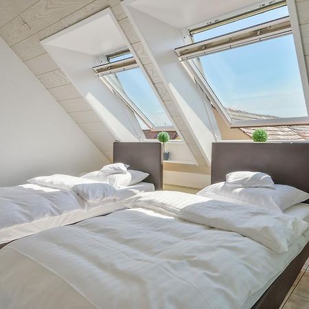 Hotel Gruner Baum Fellbach Esterno foto