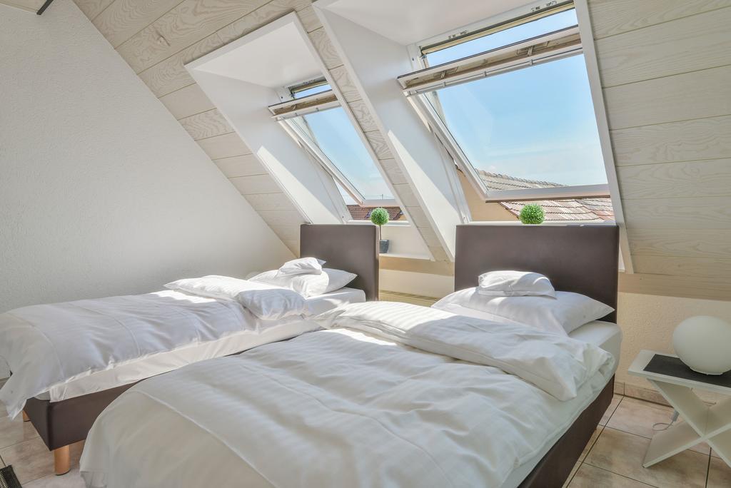 Hotel Gruner Baum Fellbach Esterno foto