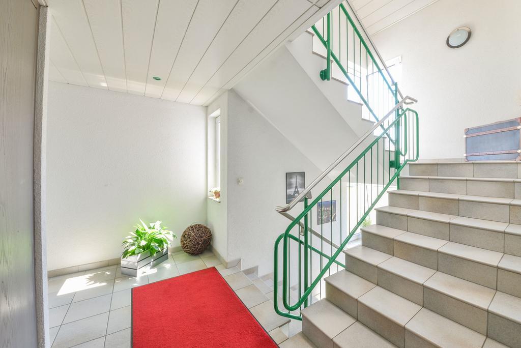 Hotel Gruner Baum Fellbach Esterno foto