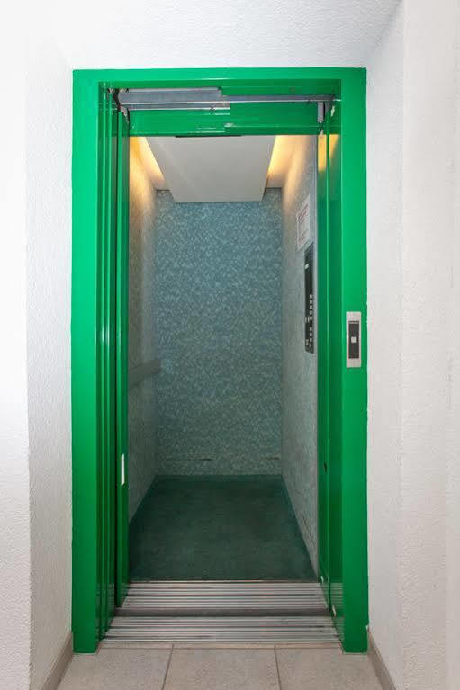 Hotel Gruner Baum Fellbach Esterno foto