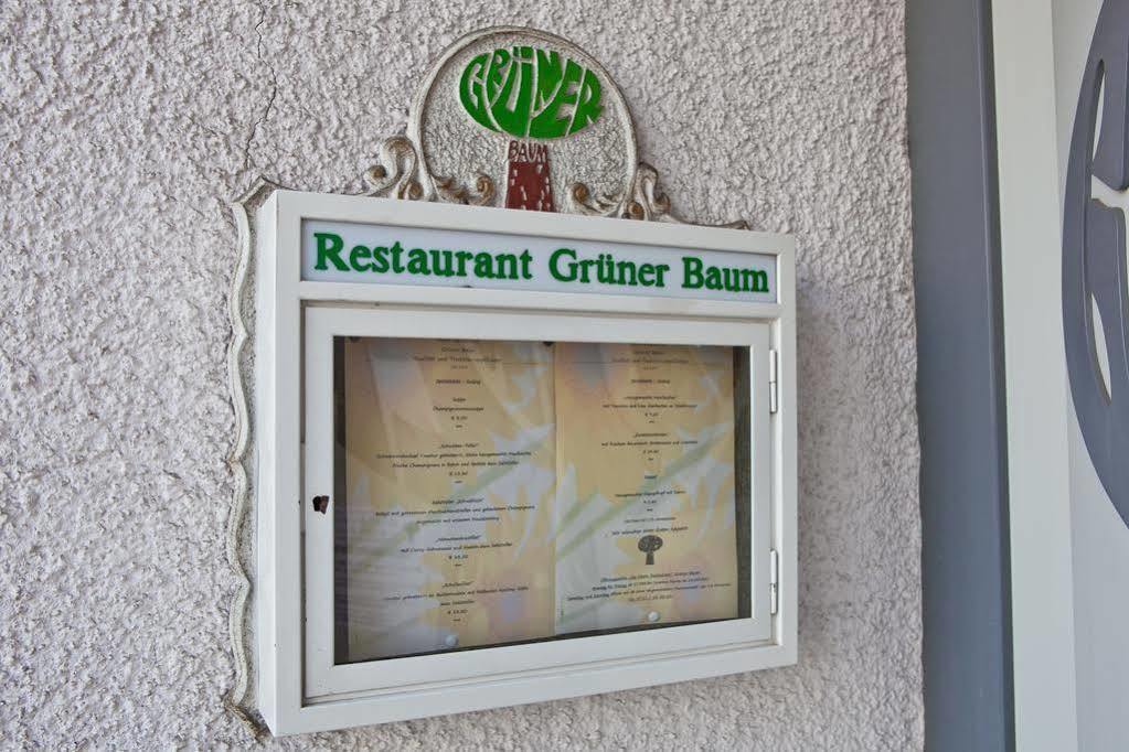 Hotel Gruner Baum Fellbach Esterno foto